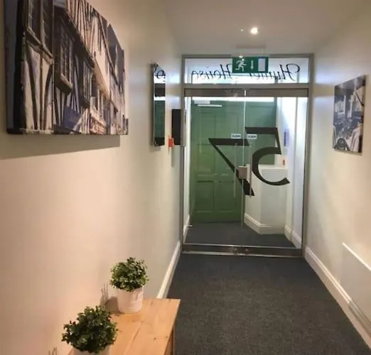 Star Centre - Self Check-in Apartment